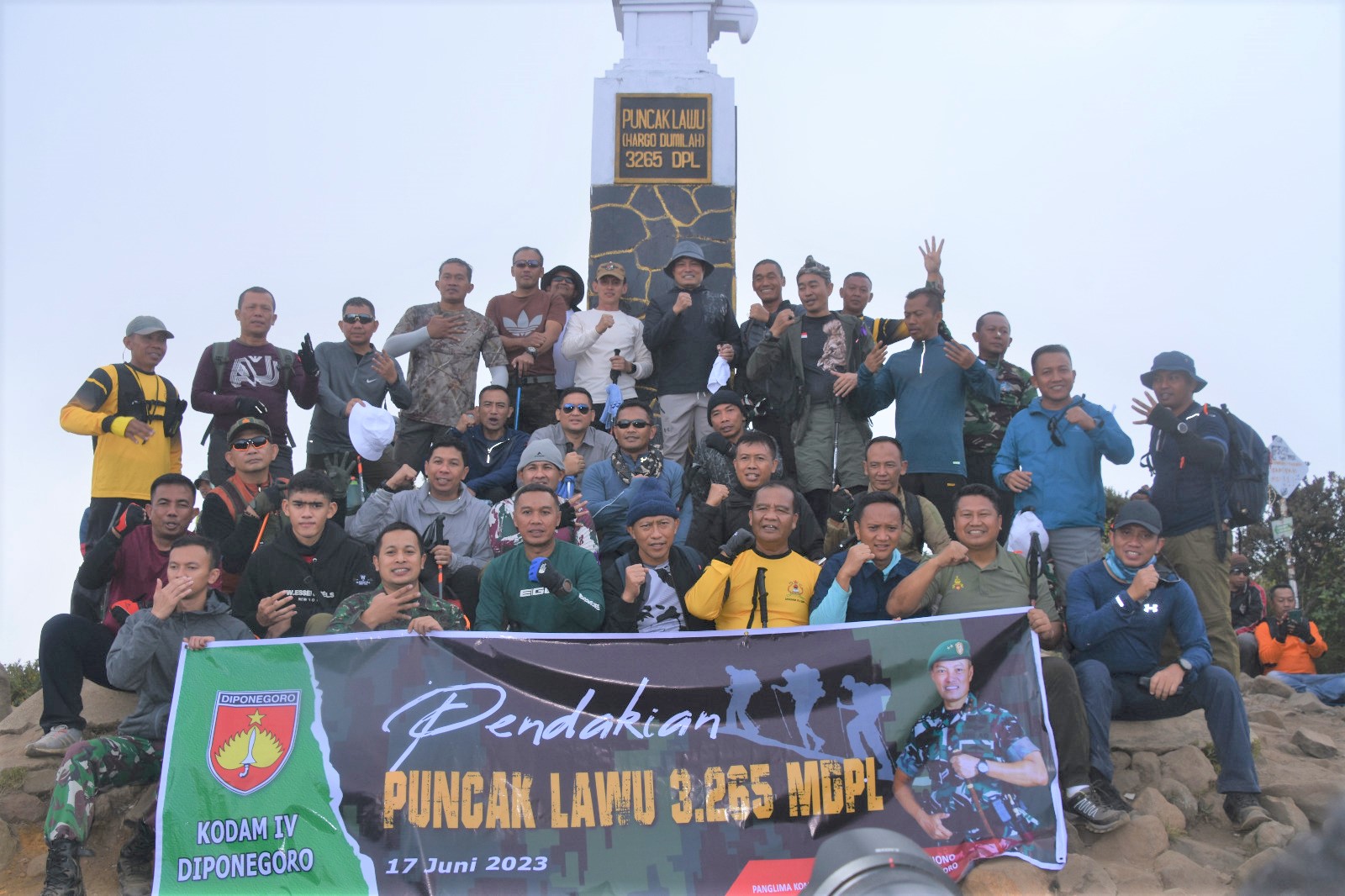 Tiada Gunung Terlalu Tinggi Untuk Kudaki Disiang Hari